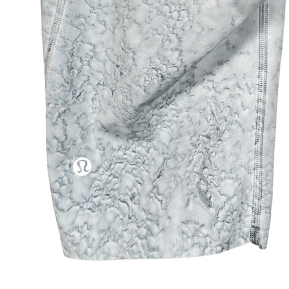 LULULEMON Fast and Free HR Shorts 10" in City Grit White Blue Fog - Picture 7 of 10